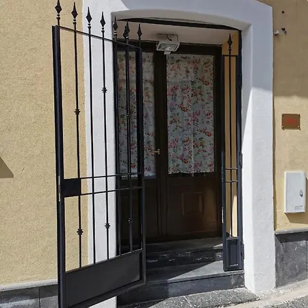 House Umberto I Holiday home Viagrande